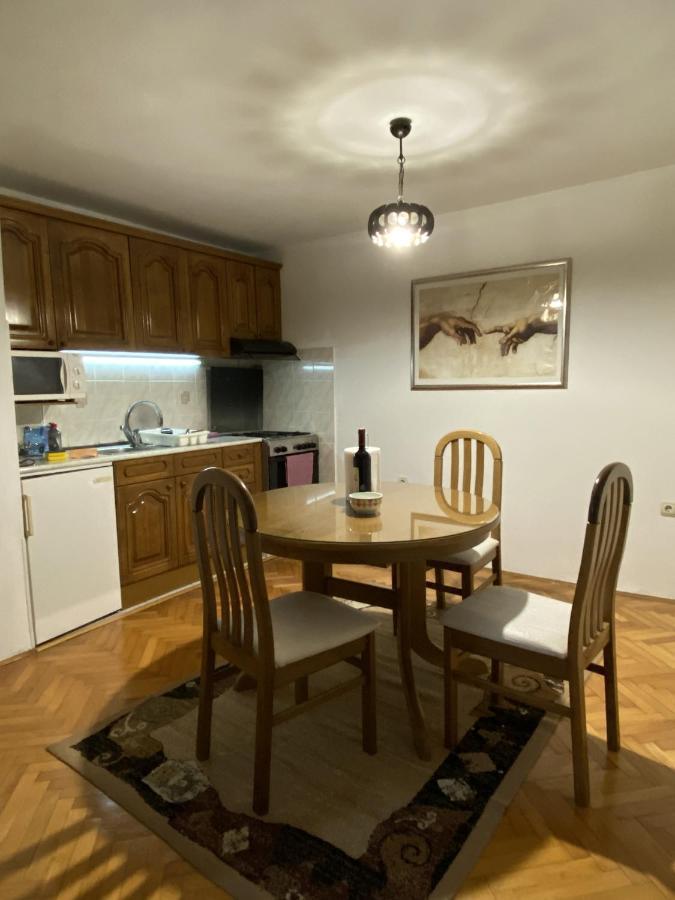 Dino'S Apartment Sarajewo Zewnętrze zdjęcie